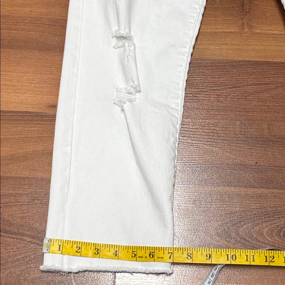 TRUE RELIGION Distressed Rocco - Picture 12 of 13